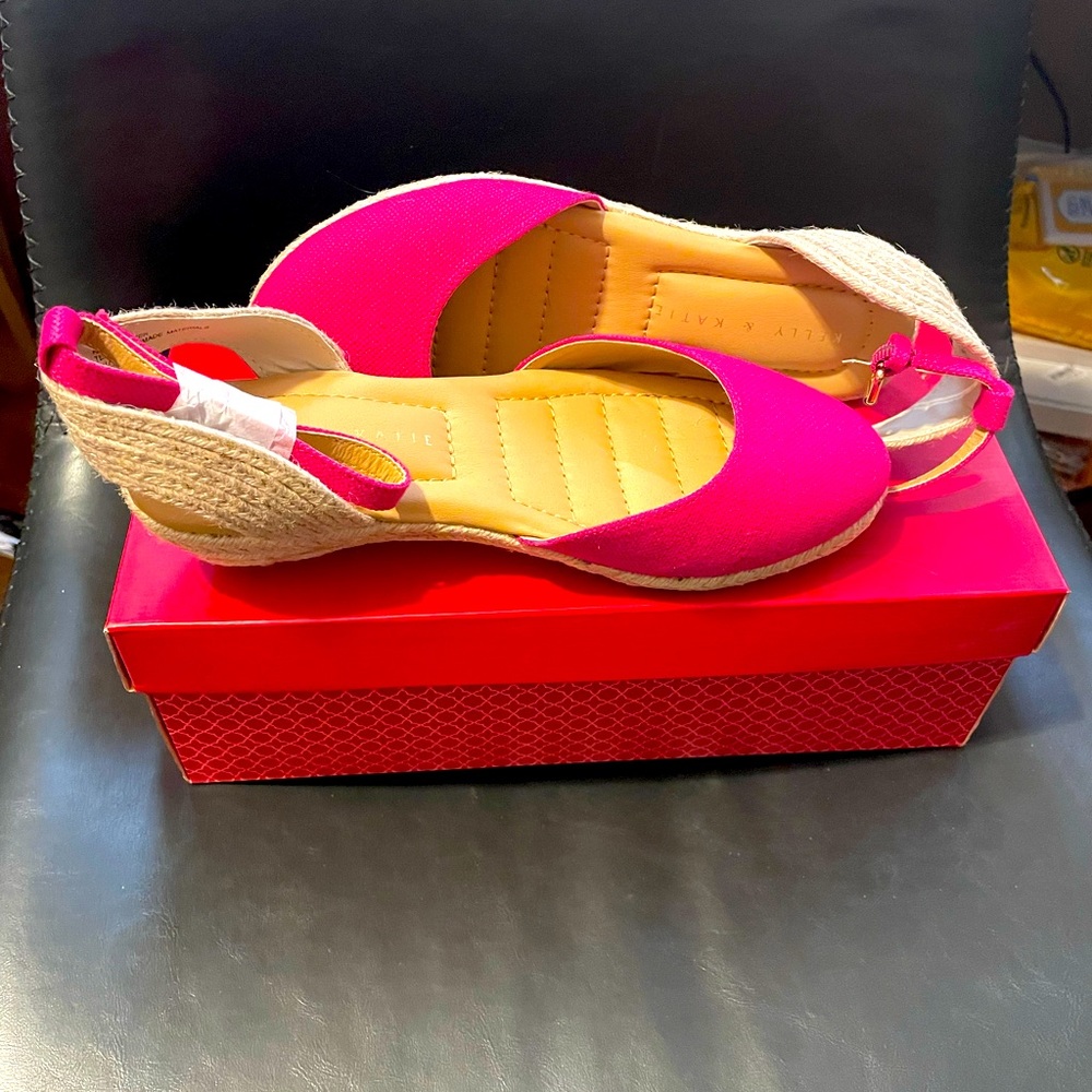 Womens shoes